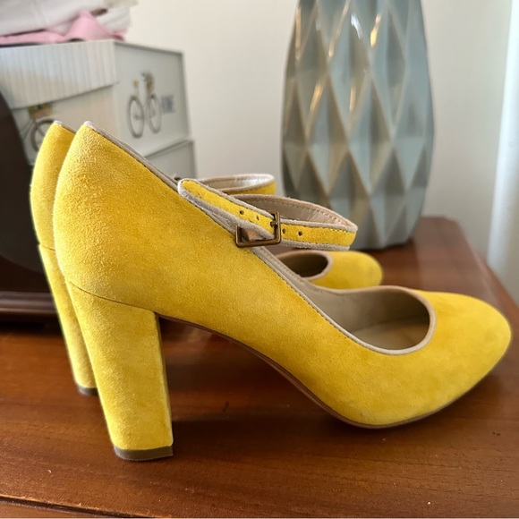 ✨Boden✨100% Suede Maryjanes in Yellow Leather Size 38.5 - Picture 4 of 6